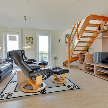 Leilighet Jovanka - 2-3km From The Sea By Interhome